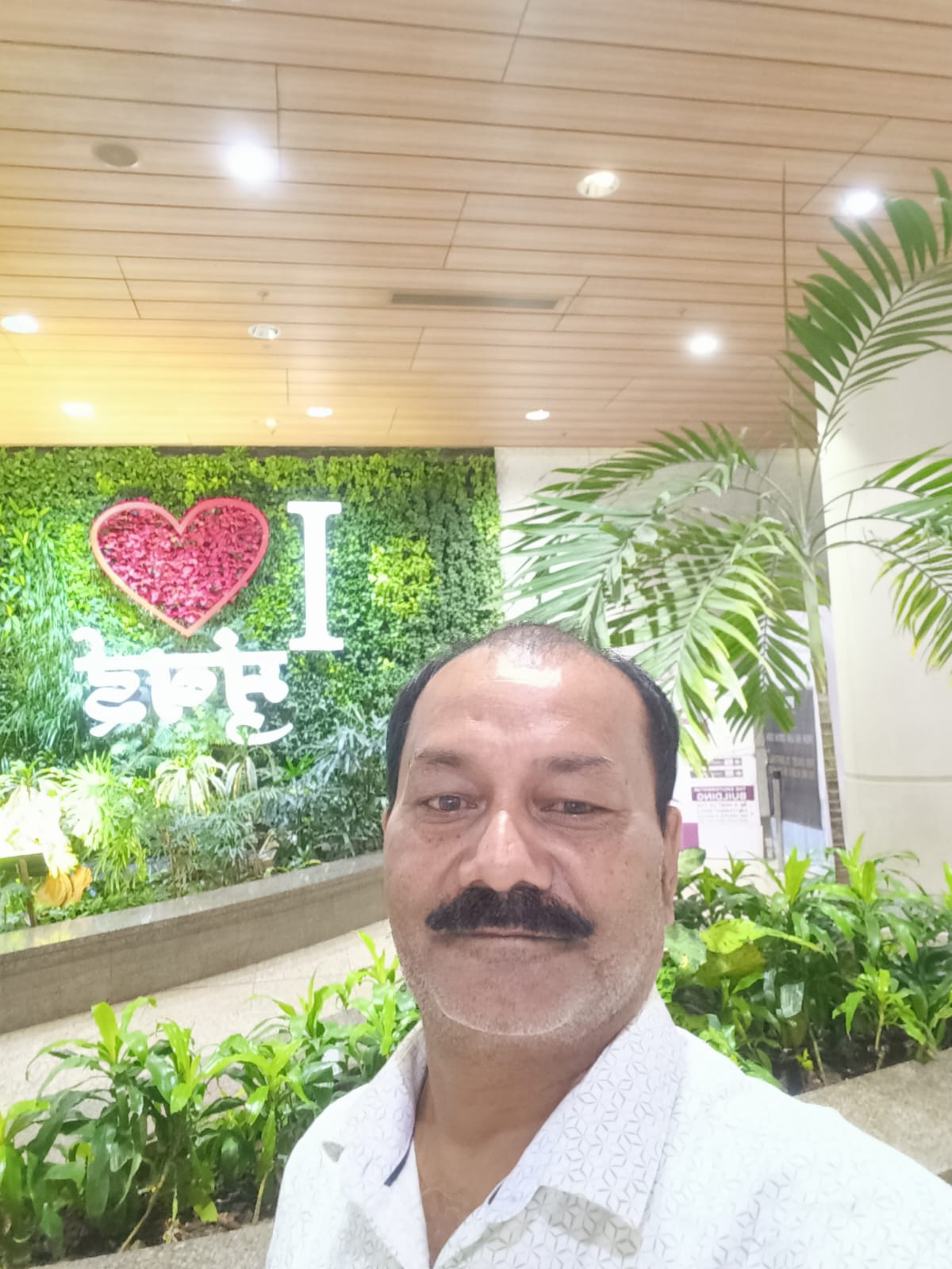 MANOJ